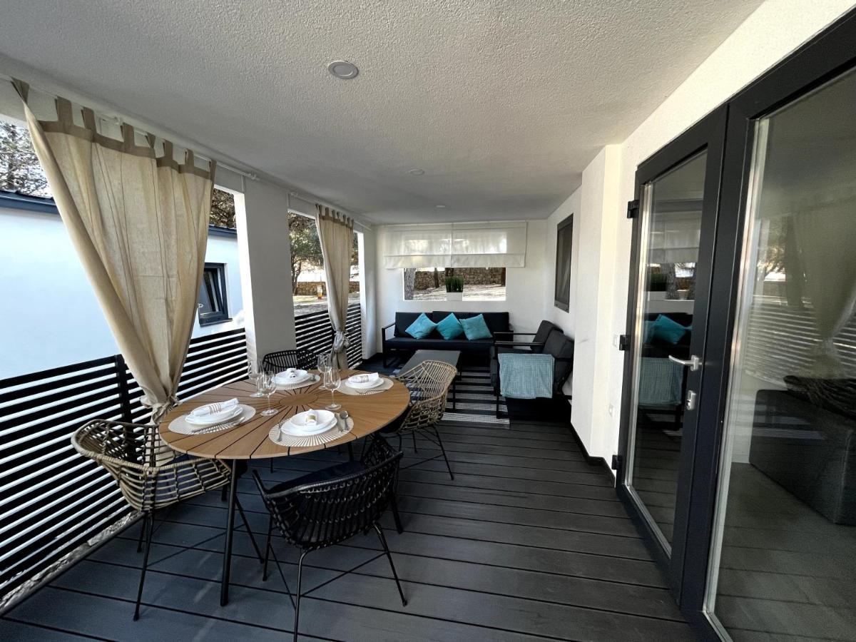 Luxury Mobile Home Pretty Green - Premium - Oaza Mira Resort -50 M From The Beach Drage Eksteriør billede