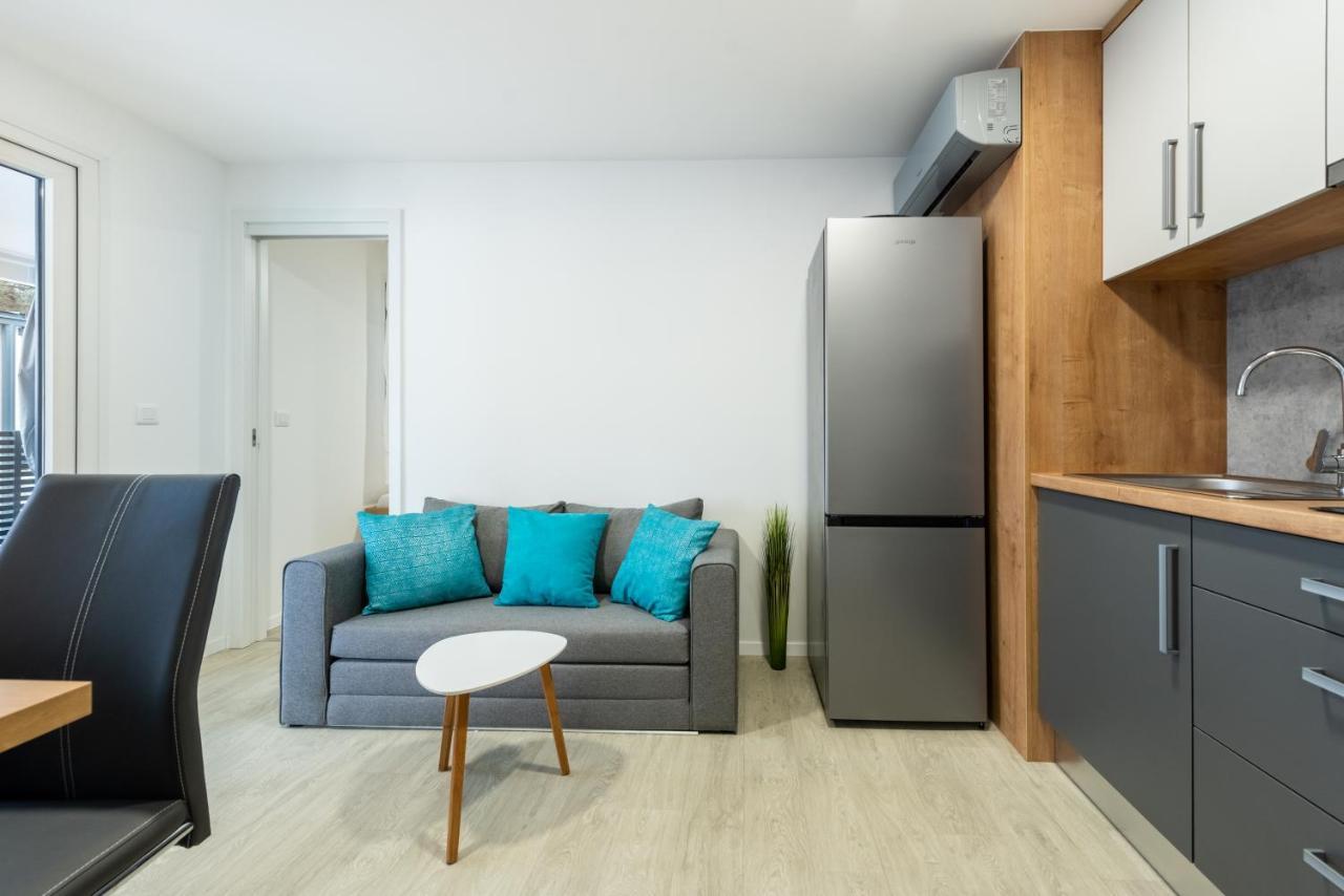 Luxury Mobile Home Pretty Green - Premium - Oaza Mira Resort -50 M From The Beach Drage Eksteriør billede