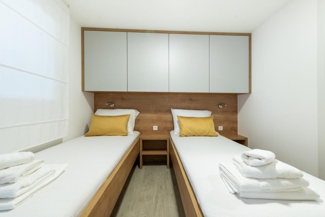 Luxury Mobile Home Pretty Green - Premium - Oaza Mira Resort -50 M From The Beach Drage Eksteriør billede