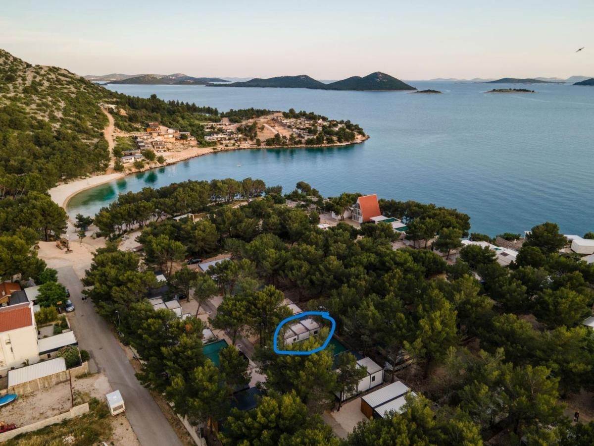 Luxury Mobile Home Pretty Green - Premium - Oaza Mira Resort -50 M From The Beach Drage Eksteriør billede