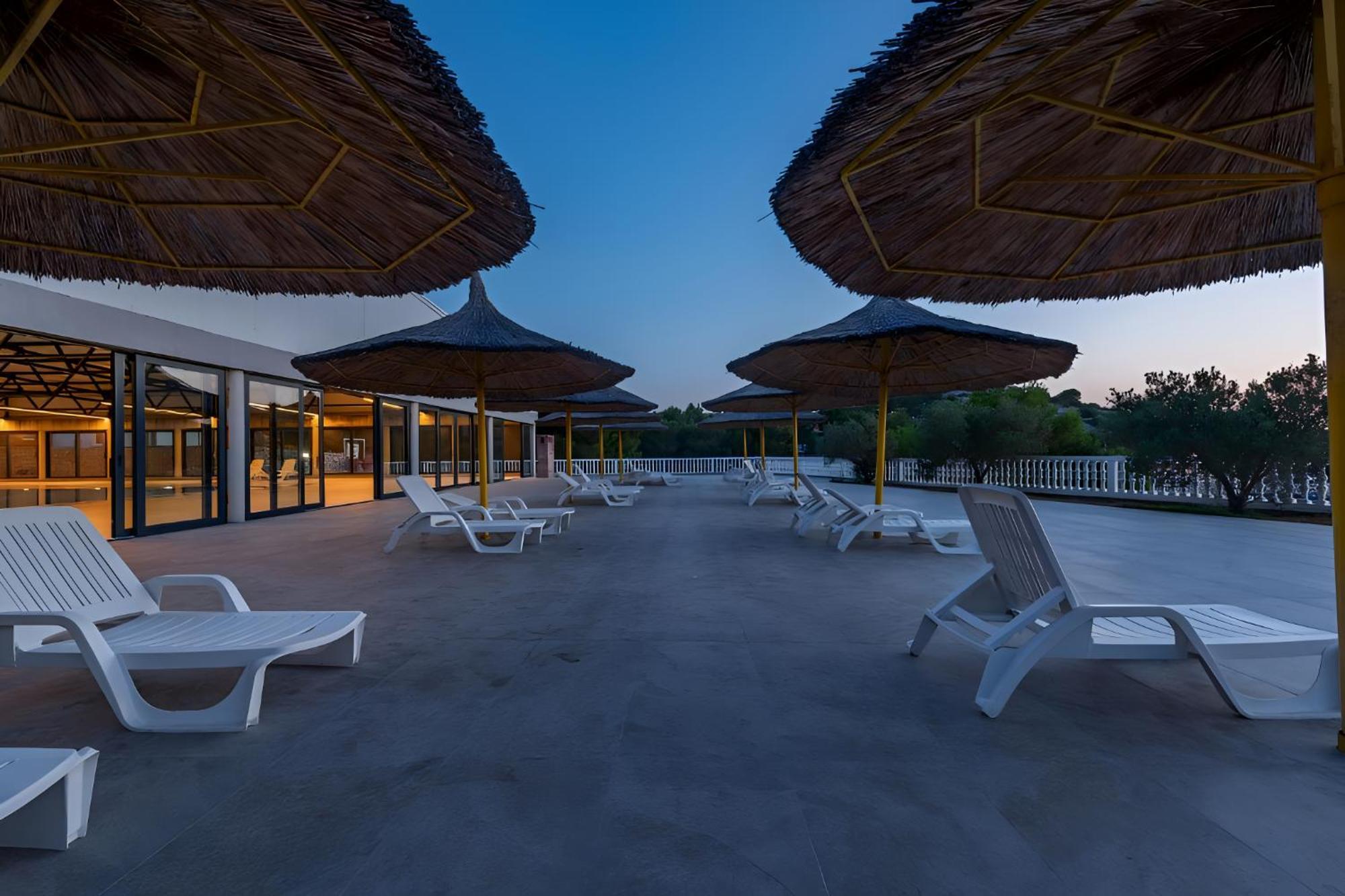 Luxury Mobile Home Pretty Green - Premium - Oaza Mira Resort -50 M From The Beach Drage Eksteriør billede